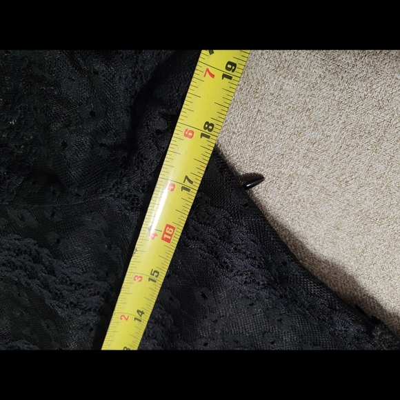 Allison New York Dress. Black. Size L - Picture 10 of 10